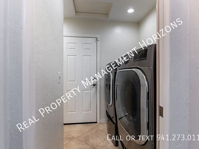 5217 Canterbury Dr — Photo 21