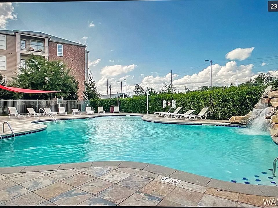 1st image of 600 13th St #612