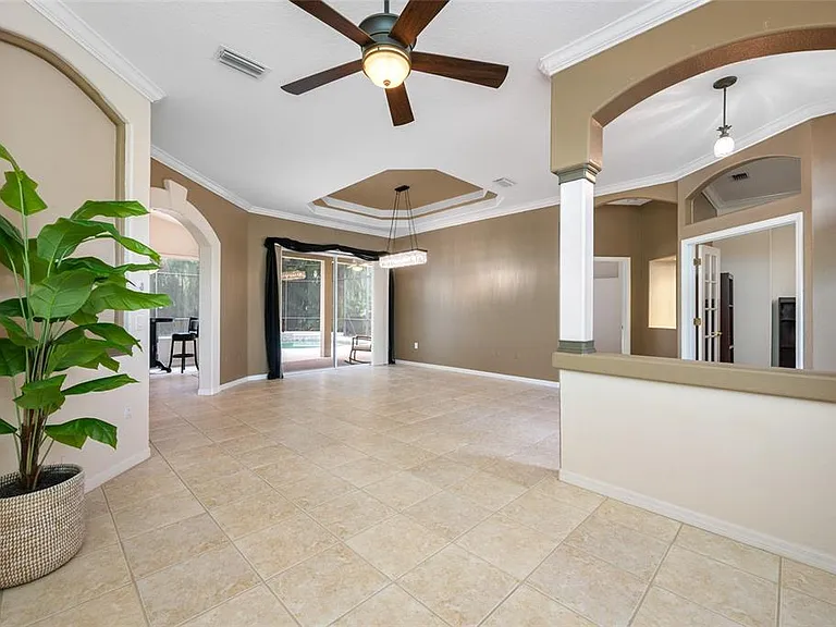 10675 Park Place Dr — Photo 7