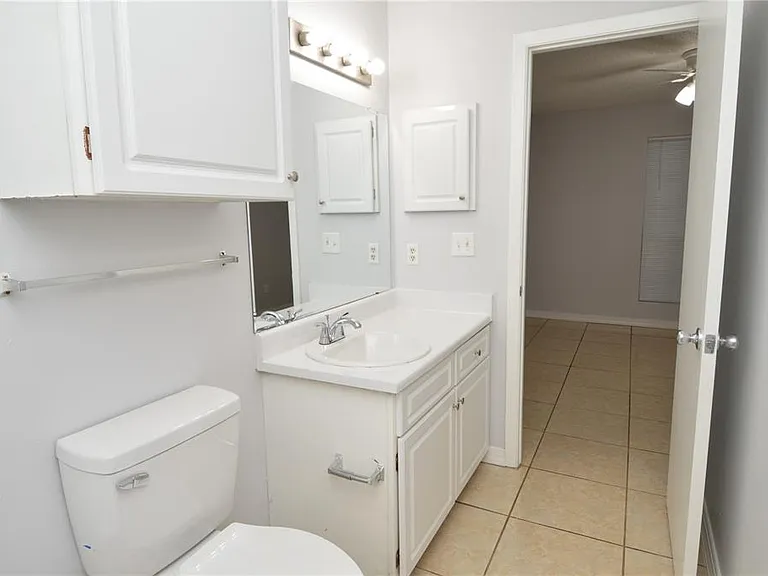 8643 Mallard Reserve Dr #104 — Photo 47