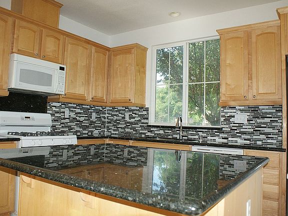 2nd image of 70 Winter Ln