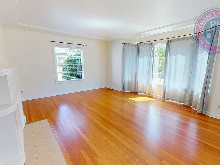 4793 N Willamette Blvd — Photo 4