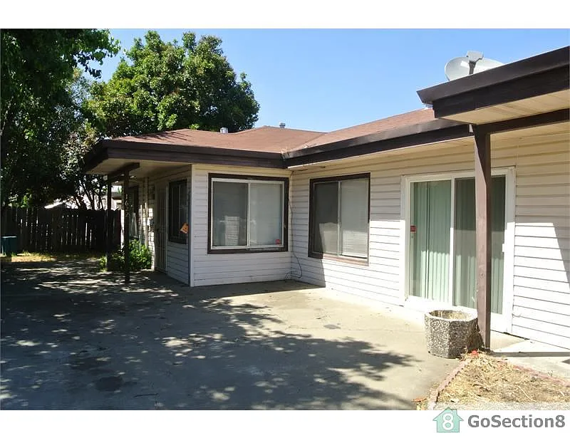 1622 Ronnie St photo 1
