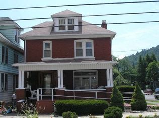 125 S Division St, Mount Union, PA 17066