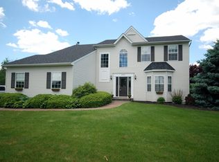 1 Chapman Dr, Allentown, NJ 08501