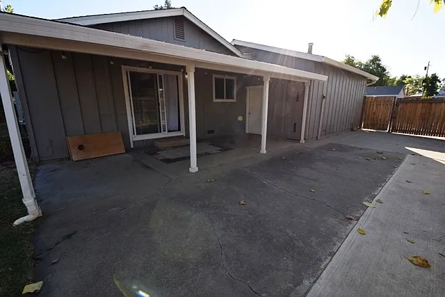 1141 Avon Way — Photo 11