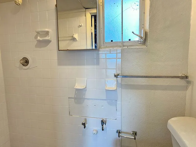 9210 Pegasus Ave — Photo 13
