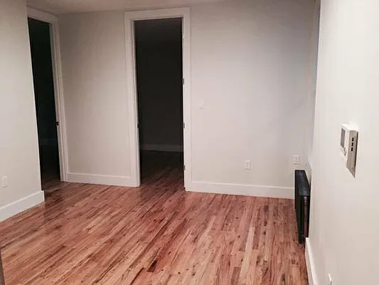 Rented by Premier Metro Realty Corp | media 4