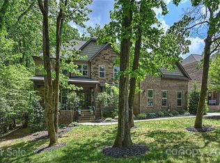 3725 Lakeside Dr, Charlotte, NC 28270