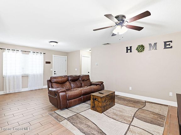 5th image of 289 San Remo Rd SW