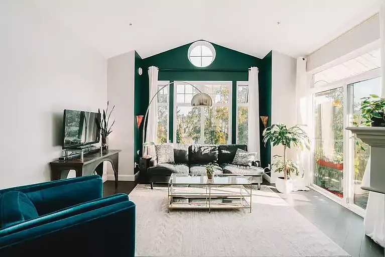 83 Star Cres #408