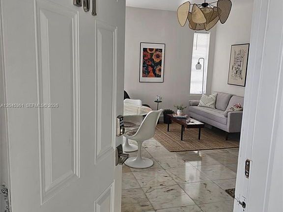 3rd image of 801 8th St #20