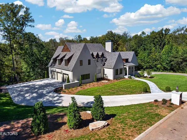 2437 Woodland Reserve Ln, Knoxville, TN 37919