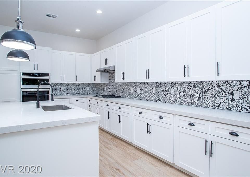 1st image of 2481 Hollow Rock Ct