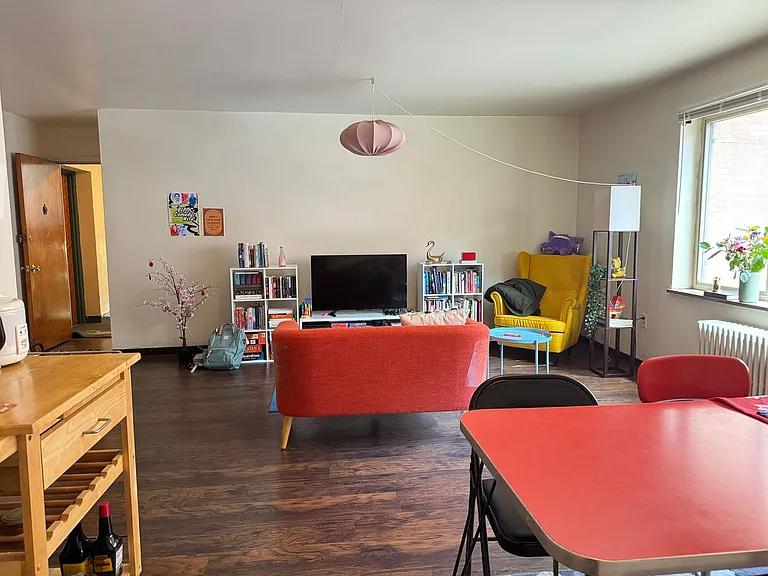 5600 5th Ave — Photo 25
