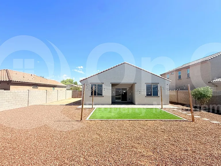 1636 E Jardin Pl — Photo 24