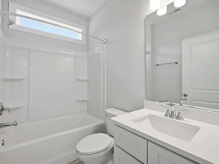 1st Floor Full Bathroom