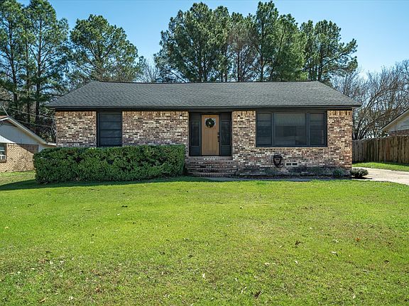 2nd image of 1460 Forrest Dr