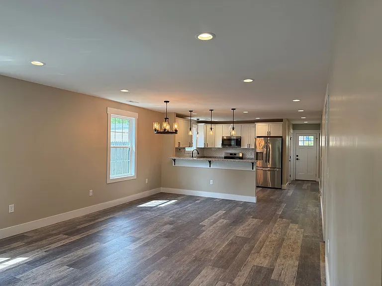 88 Atkins Dr — Photo 4