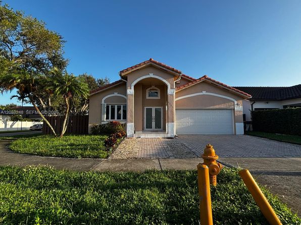 8995 NW 148th St
