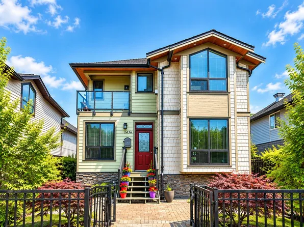 1436 Bewicke Ave, North Vancouver, BC V7M 3B8