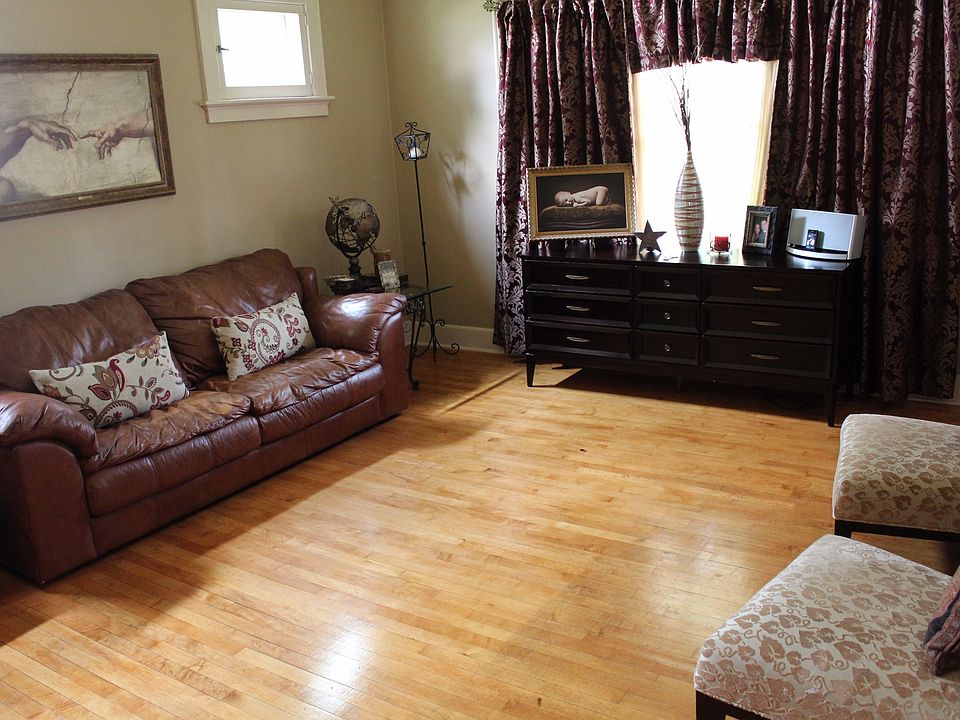 1st image of 2545 N Gordon Pl