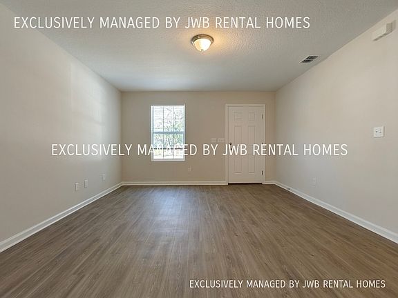 4th image of 1562 W 32nd St