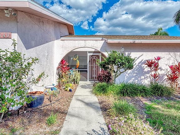 4th image of 6540 Waterford Cir