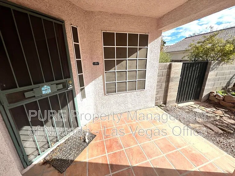 5716 Grand Entries Dr — Photo 4