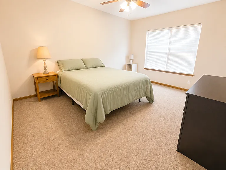 4006 Meadow View Dr — Photo 11