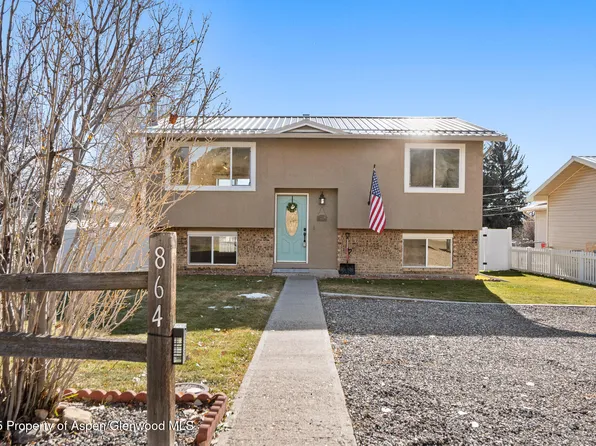 864 Hill St, Meeker, CO 81641