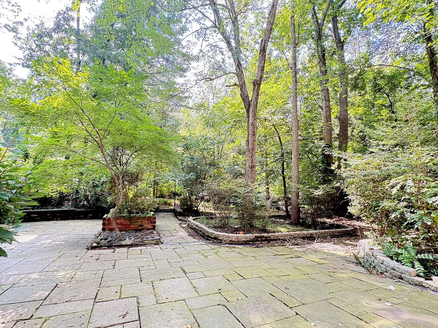 10612 Crossing Creek Rd — Photo 2