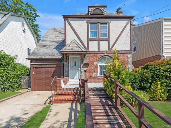 203-15 100th Avenue, Hollis, NY 11423