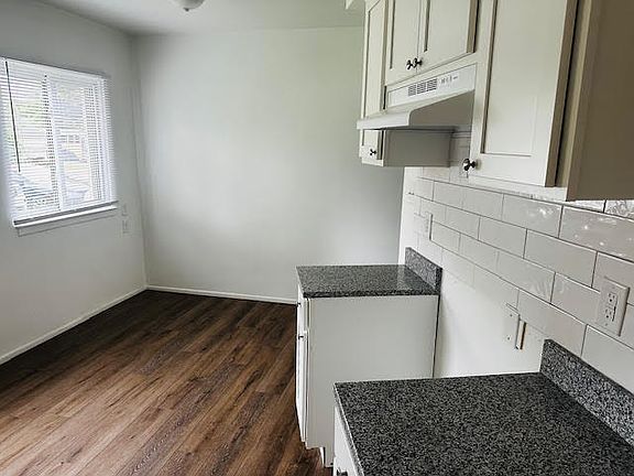 4th image of 82 Crocker Blvd