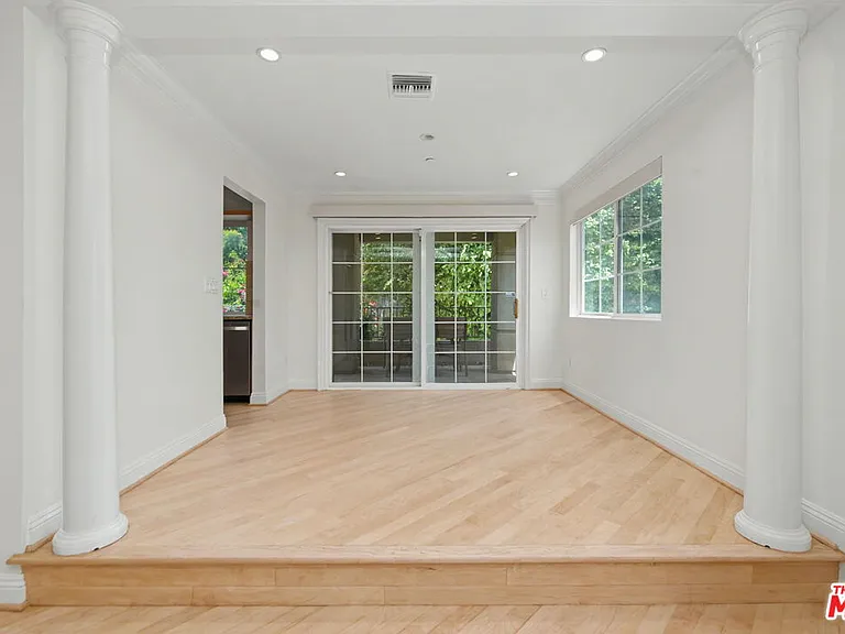 1830 Pelham Ave #101 — Photo 7