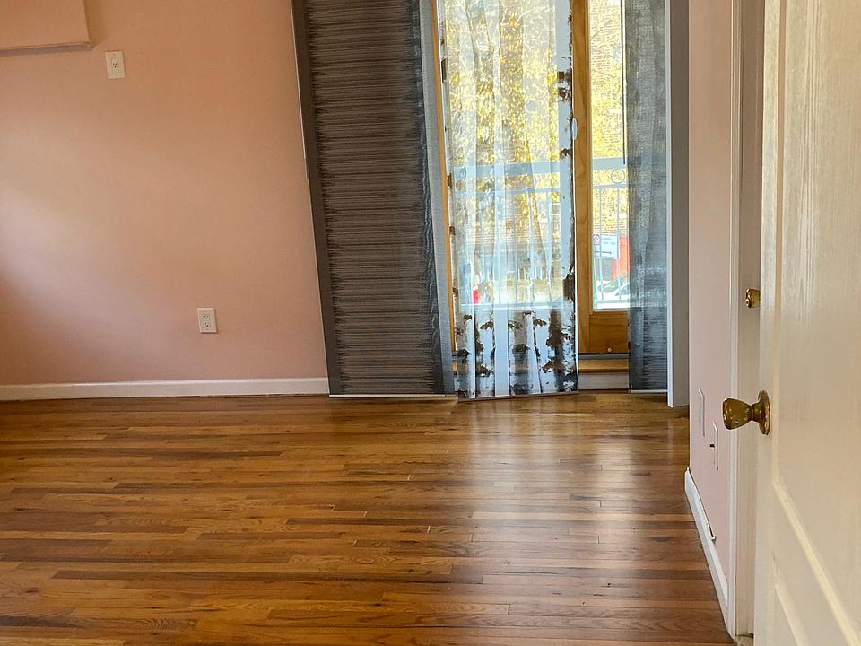 1st image of 2143 Benson Ave