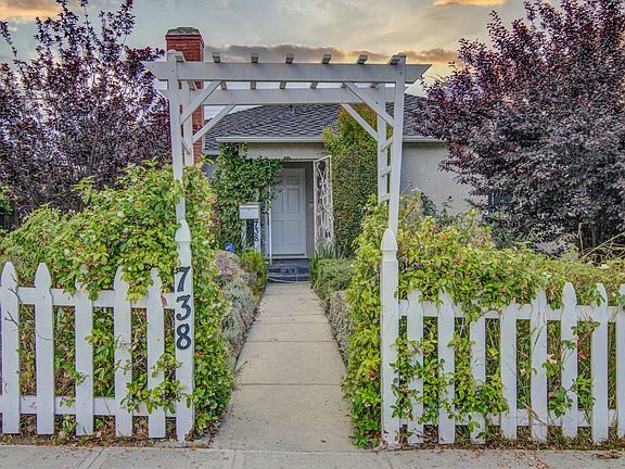 2nd image of 738 E Verdugo Ave