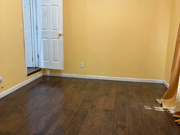 63 E Decatur Ave — Photo 18