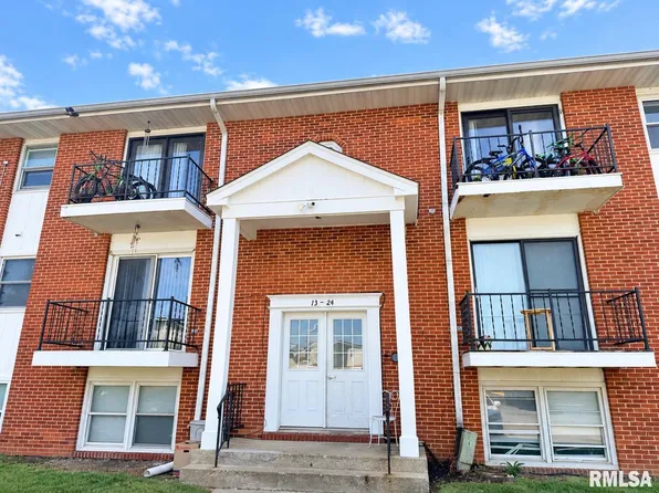 243 S Durkin Dr APT 21, Springfield, IL 62704