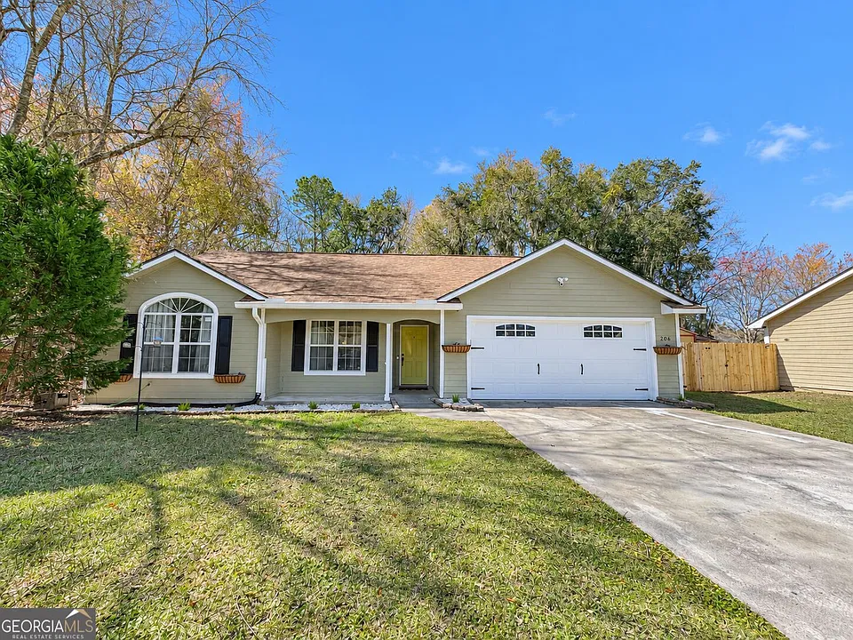 206 Acacia Dr