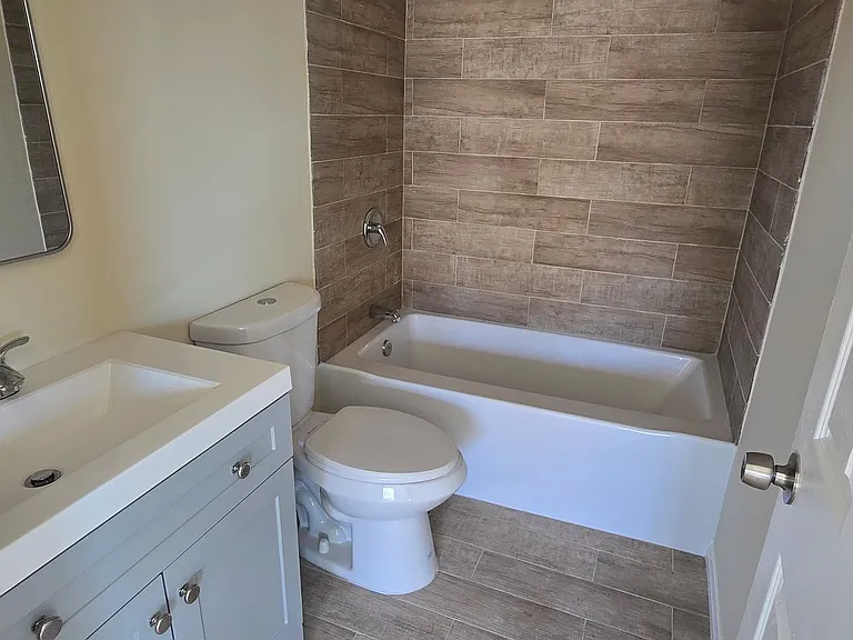 13366 Verbena St — Photo 5