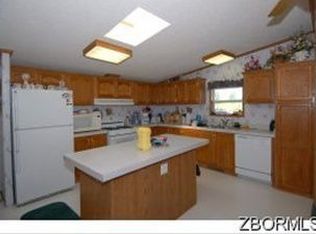 993 Shiplett Rd, Zanesville, OH 43701