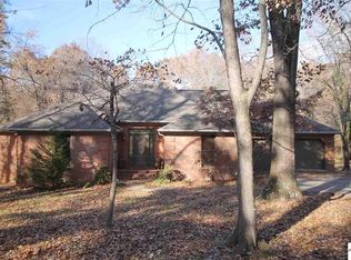 140 Jalusian Trl, Paducah, KY 42001