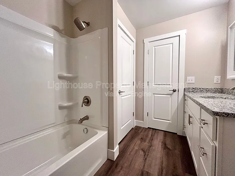 2875 Taft Ave SW #7 — Photo 14