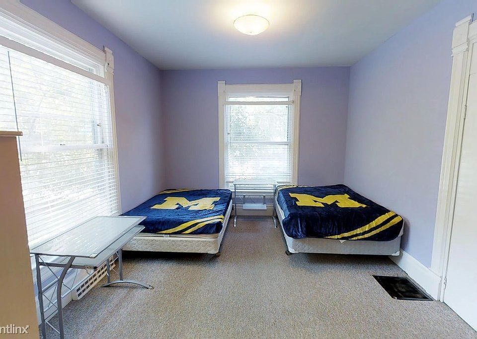 1st Floor Front Bedroom
