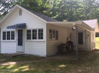 7043 Ohio Rd, Ludington, MI 49431