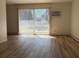 240 W Tuscola St APT 6, Frankenmuth, MI 48734