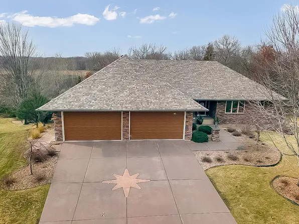 10863 Jersey Dr N, Brooklyn Park, MN 55445