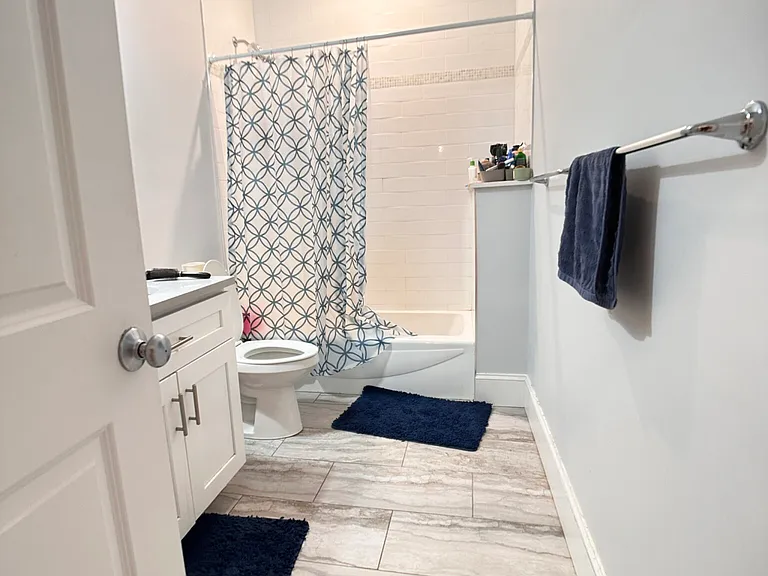 18 Murdock St #4 — Photo 8