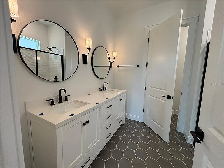 15549 Gentle Rain Dr — Photo 6